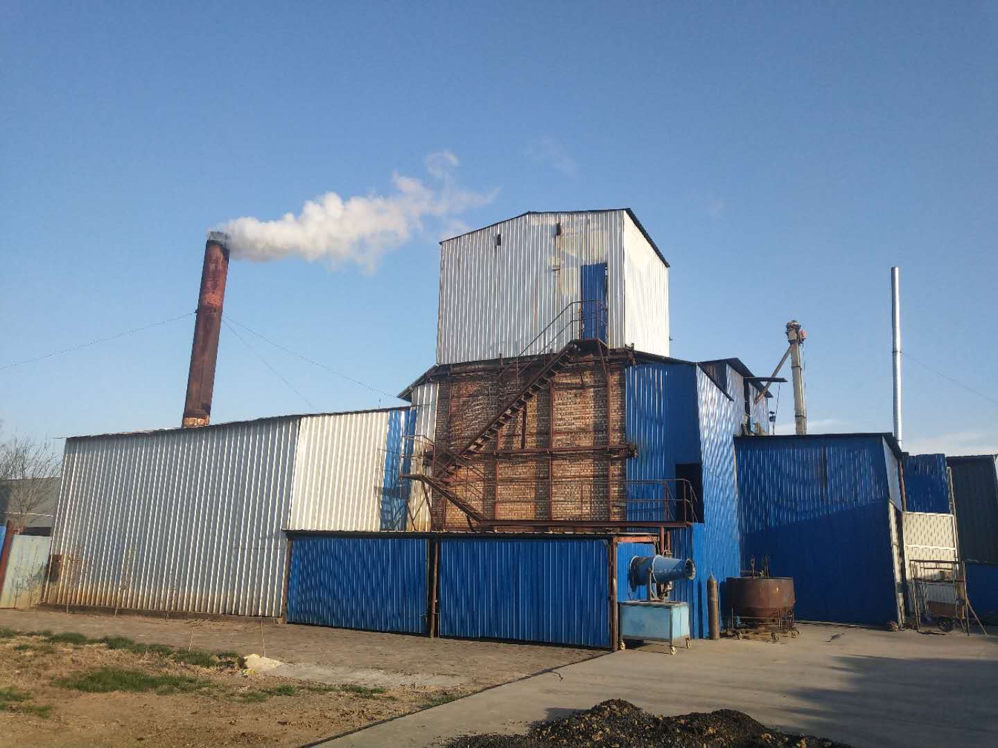 A Vertical Type Of Activated Carbon Kiln For Shell Material